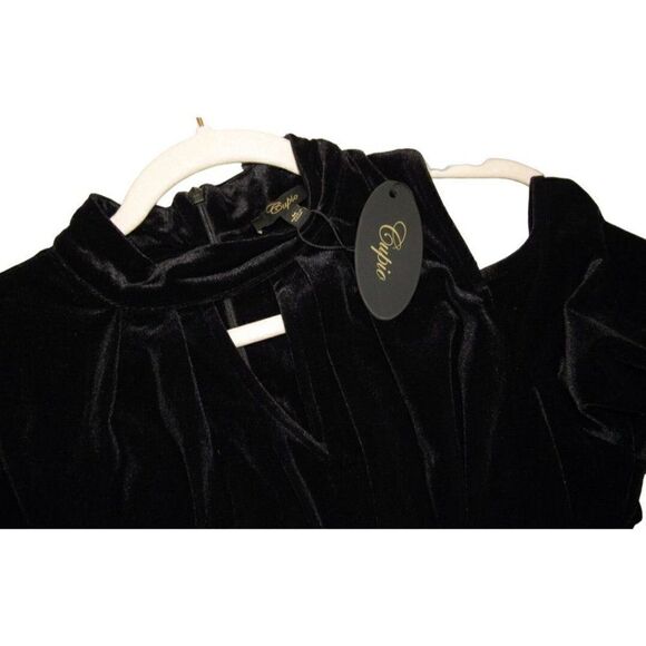NWT Cupio Black Velvet Cold Shoulder High Neck Top M - Picture 4 of 4
